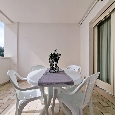 Charming In The Center Of Apartman