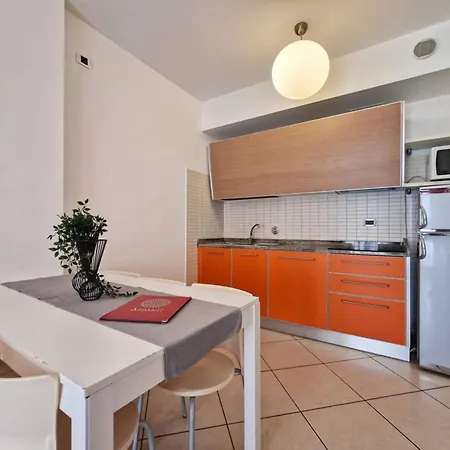 Apartman Charming In The Center Of