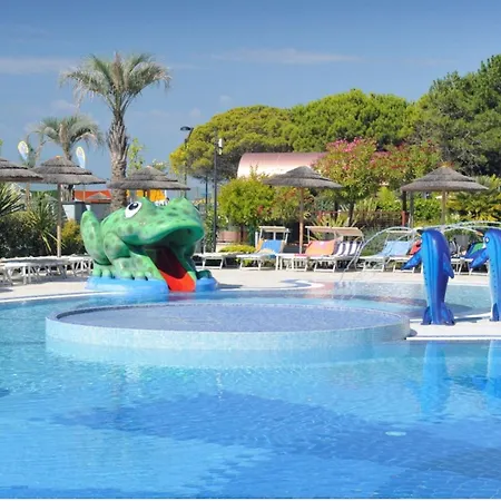 Charming In The Center Of Apartman Bibione